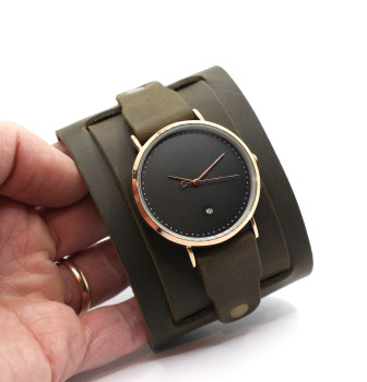 Наручные часы Eklipso на оливковом широком браслете 